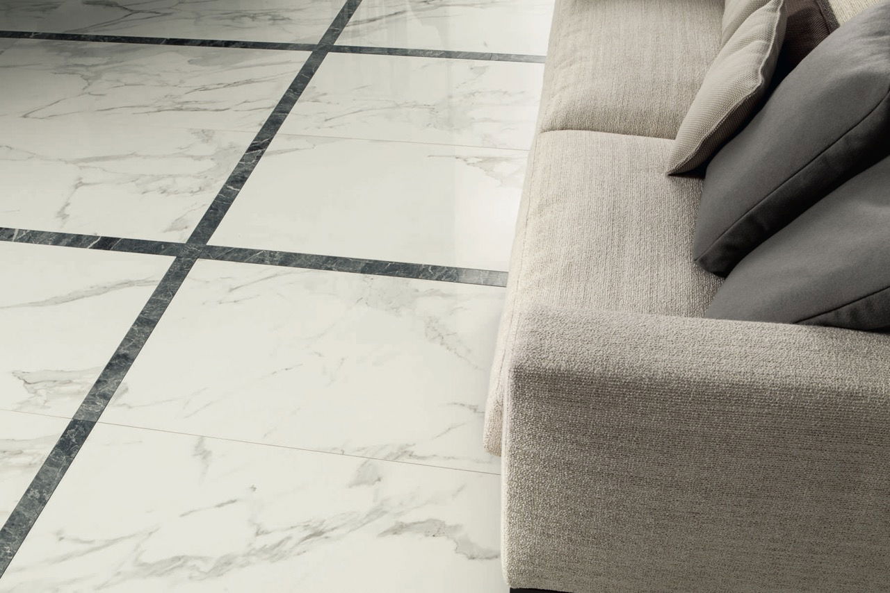 calacatta marble living room tiles
