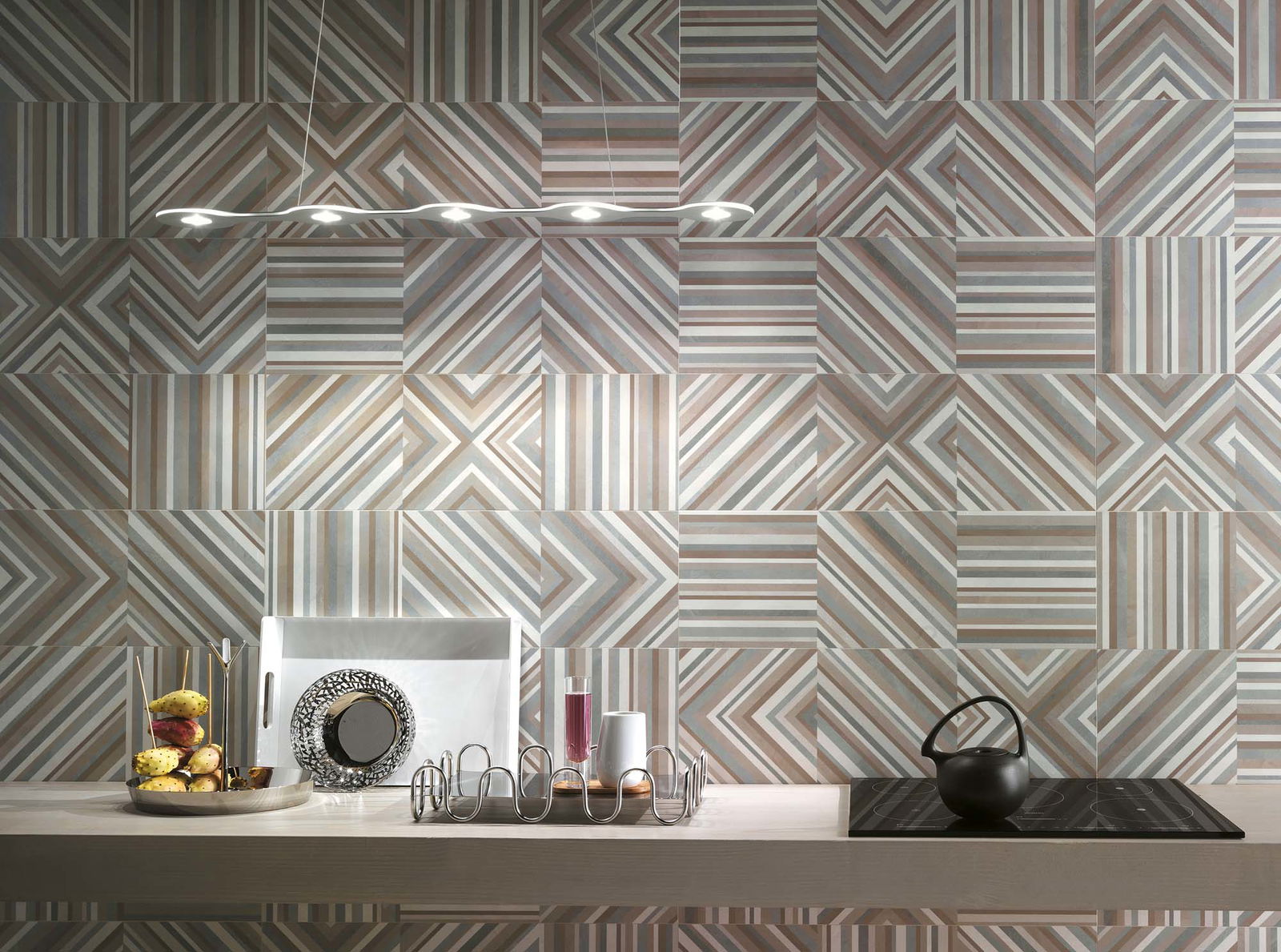 colour line deco feature tile
