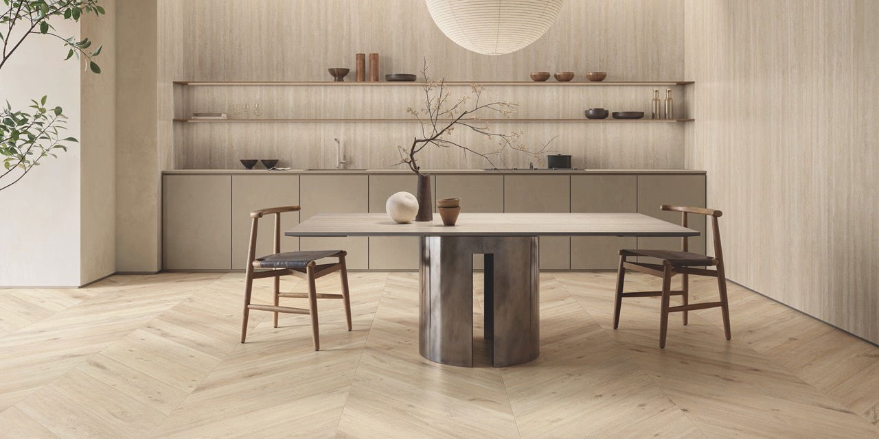Rever Almond Chevron 20x120 Matt; Iconica Classico Verso 120x278 Matt (Slider)